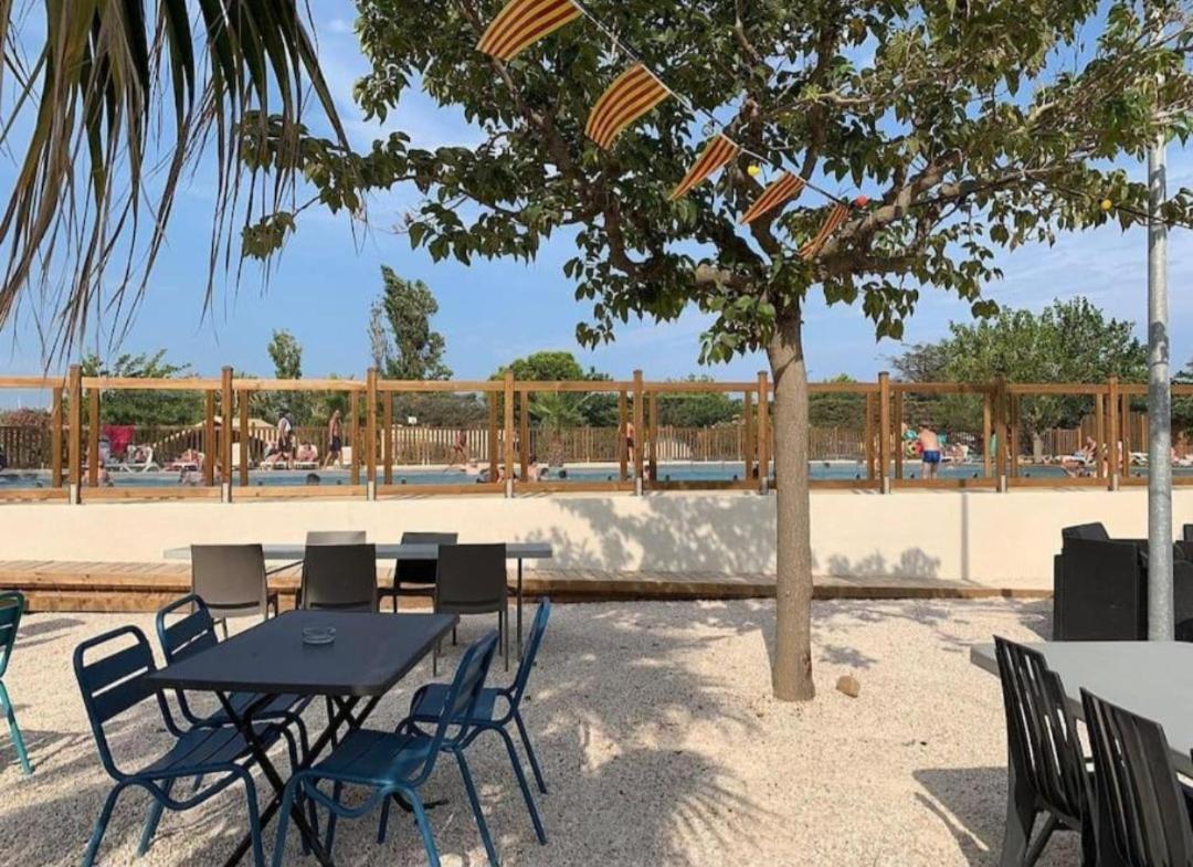 Les Mobil Homes De Naka, Une Entree Gratuite Adulte Pour La Reserve Africaine Port-la-Nouvelle Exterior foto